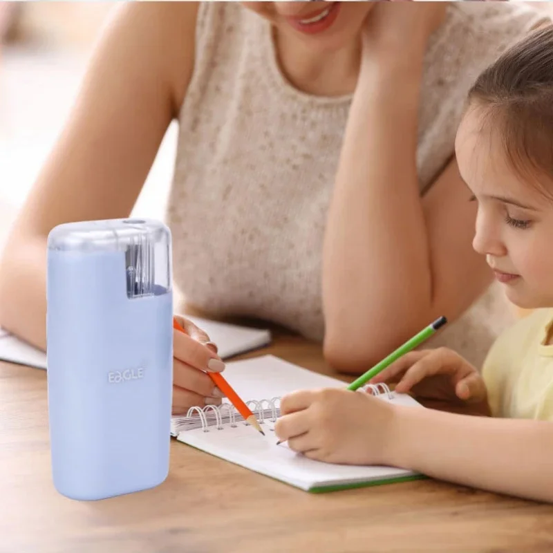 전기 연필 깎이 휴대용 미술 다기능 연필 깎이 배터리 구동 교체 가능한 칼 나머지 학생 용품