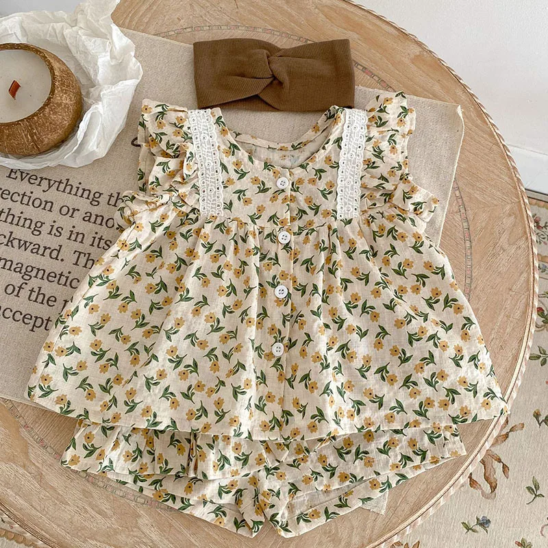 

Summer Baby Girl Clothes Set Lace Floral Flying Sleeves Tops+ Shorts 2Pcs Clothes Suit Cotton Toddler Infant Girl Clothing