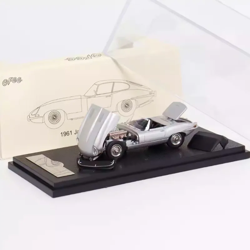 【新品】1/64 GFCC 1961 Jaguar E-Type Coupe 1/64 GFCC 1961 Jaguar E-Type (Green) Diecast Car Model