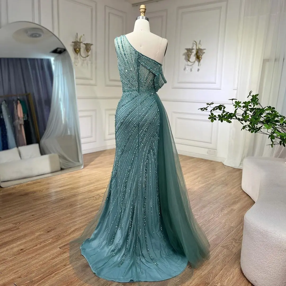 فساتين سهرة فاخرة بفتحة عالية من Serene Hill باللو...