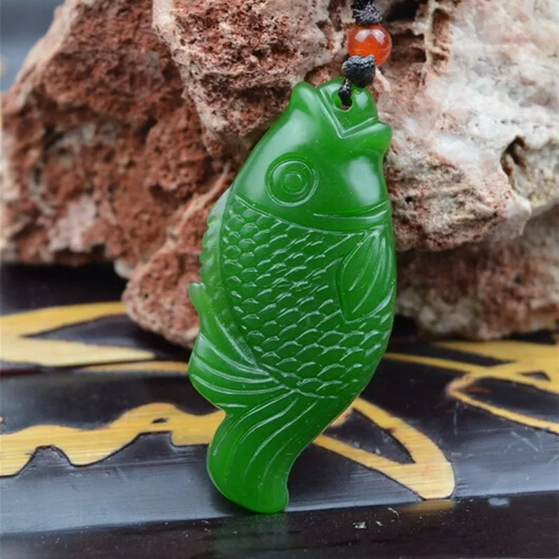 

Natural Green Hand Carved Carp Jade Pendant Fashion Jewelry Men's and Women's Gold and Jade Necklace