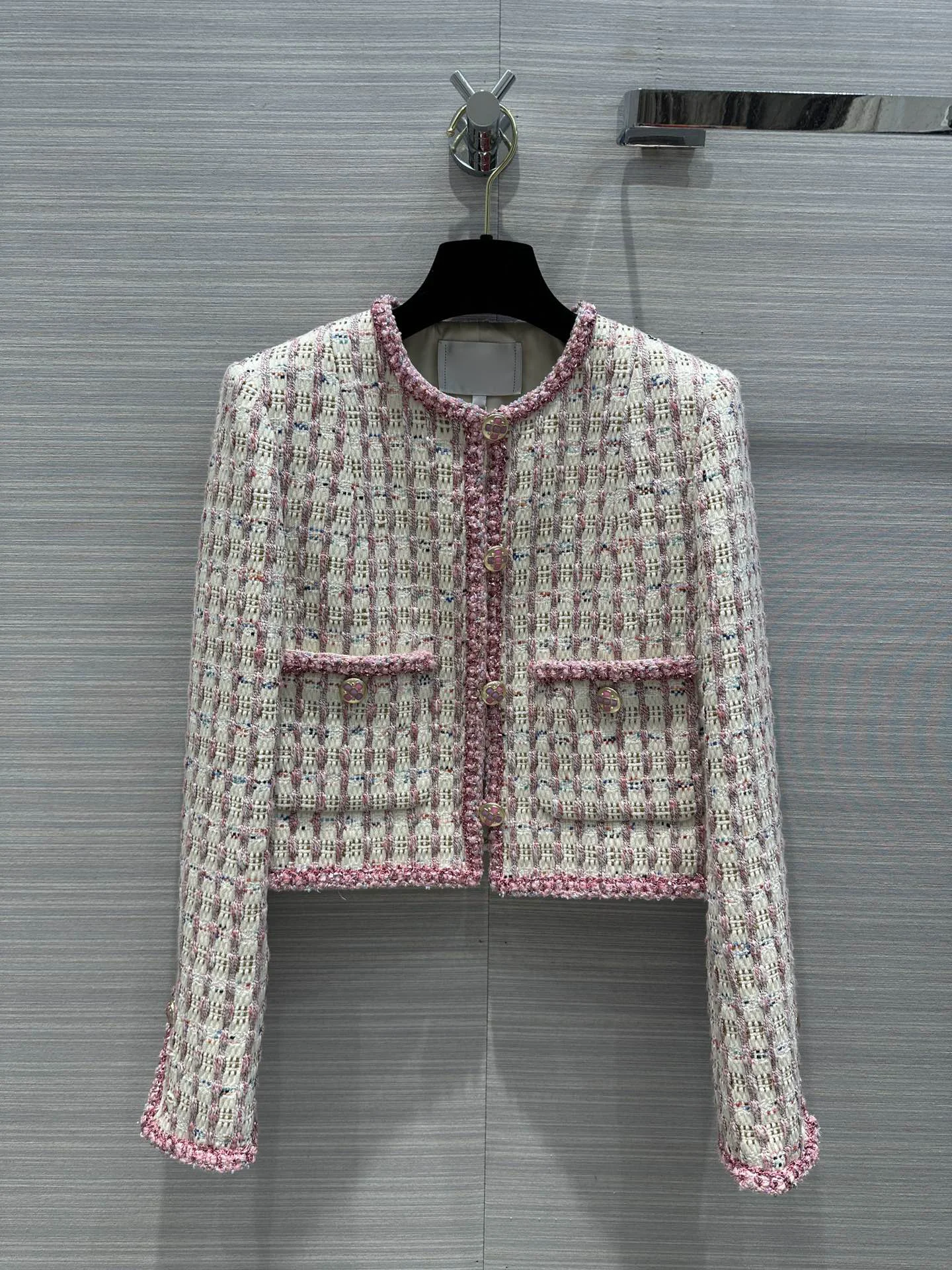 

Early autumn new color yarn check short small coat, high-grade and fashionable pure hand-woven color bead webbing8.3