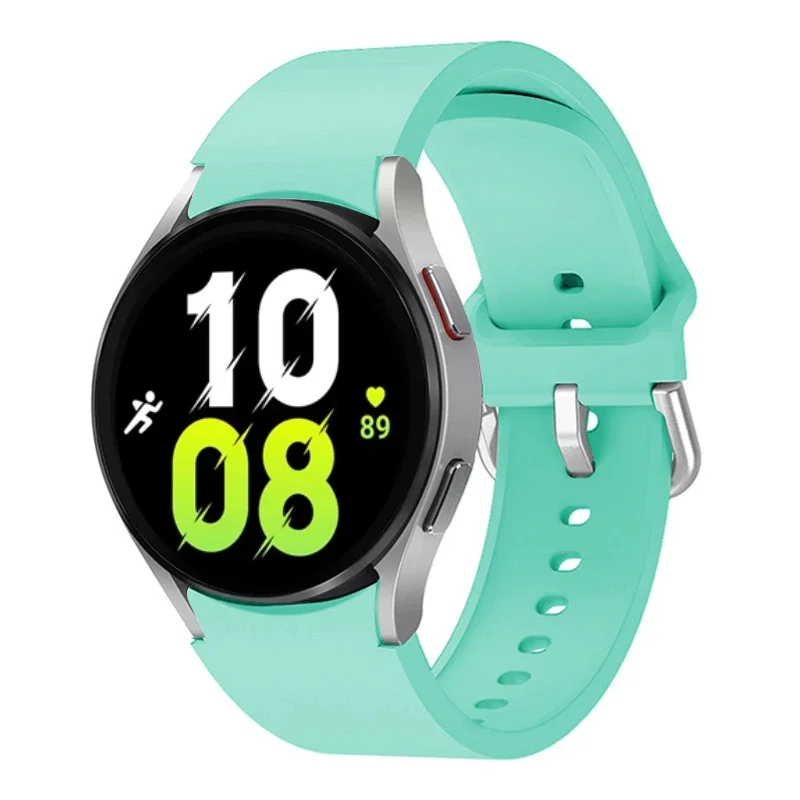 Versatile 20mm Silicone Watch Strap in Classic Design