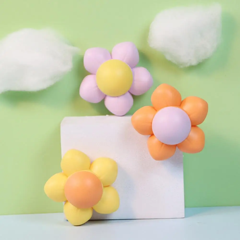 Youzi Pet Flower Shape Cat Natural Catnip Ball Promuove La Digestione 360 Gradi Rotante Mint Ball Cat Grass Snack