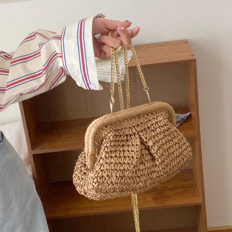 

Bohemian Straw Shell Bag Women Shoulder Bag Summer Woven Rattan Handbags Chains Clip Crossbody Bags for Women 2023 Beach Pouch