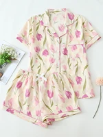 Ensemble deux pièces confortable à revers et imprimé floral tulipe, haut à manches courtes avec poches et short à nœud, pyjama pour femme, vêtements de détente, adapté à un usage domestique 1