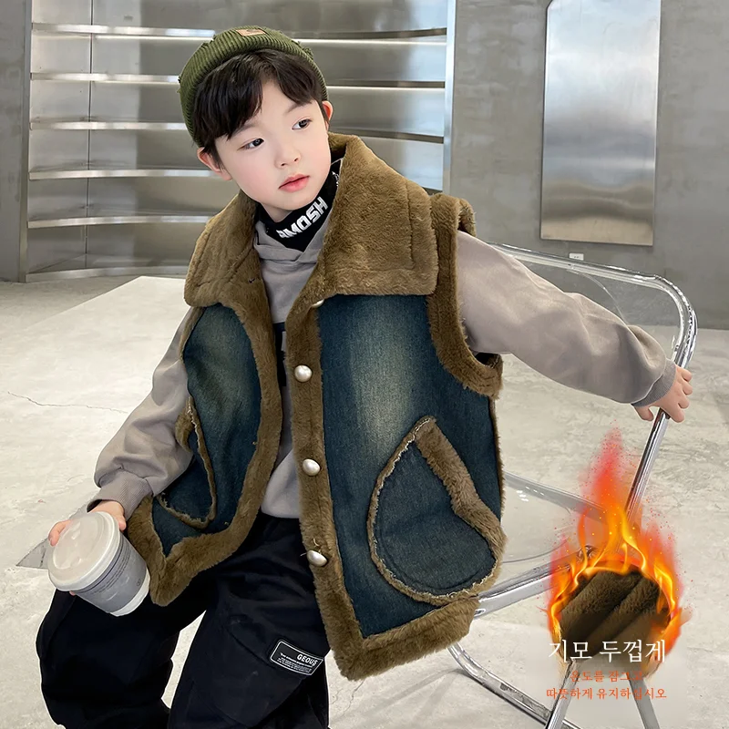 어린이 양털 안감 데님 조끼 자켓 2023 겨울 새 스타일 따뜻한 겉옷 어깨 조끼 소년을위한 유행 중형  대형