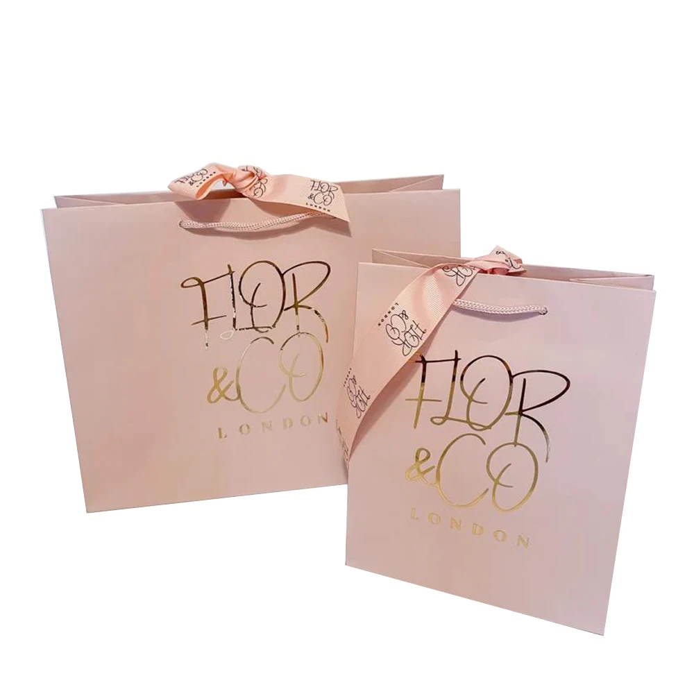 Promo Custom Paper Bags premium-weight matte-laminated bag with Personal and unique logo gift  makeup jewelry brand packaging 300gsm coated art paper business cards printing with personal design