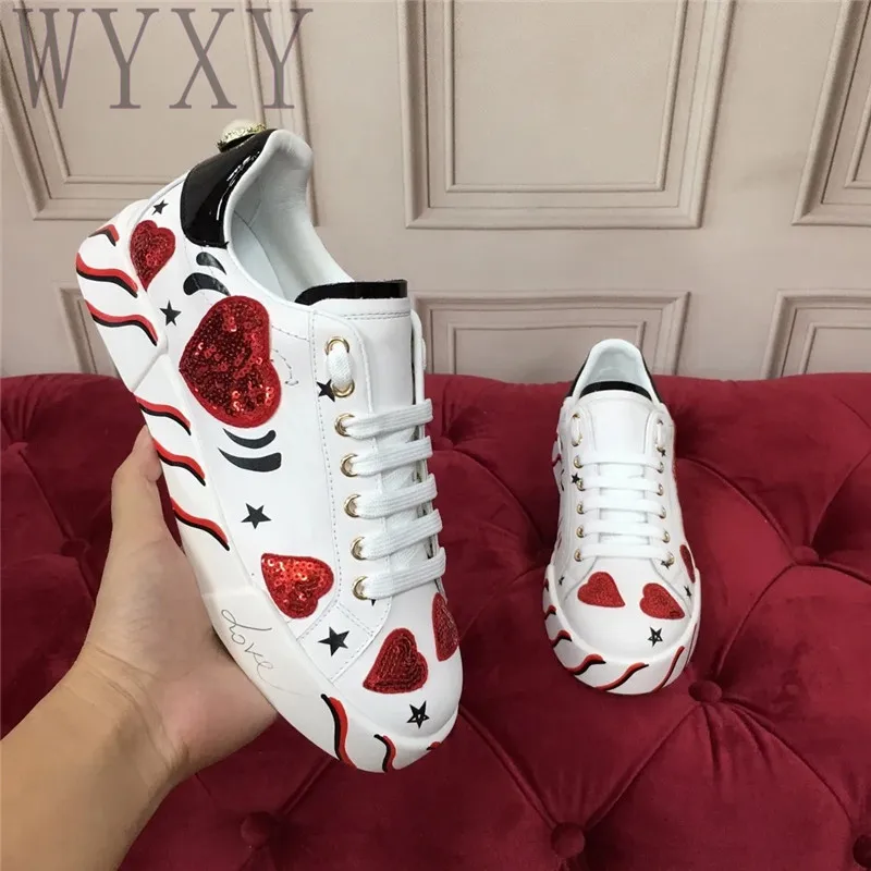 

Autumn New Round Toe Lace Up Casual Small White Shoes Women Men Real Leather Sneakers Print Shiny Tennis Flats Shoes Woman 2023
