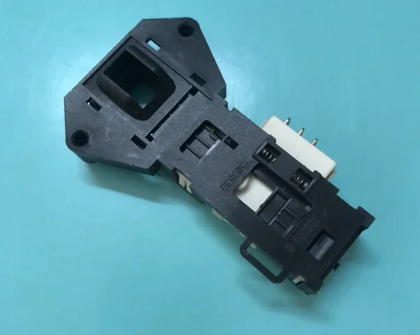

1PCS Suitable for Haier washing machine accessories XQG50-799HM door lock switch electronic door lock