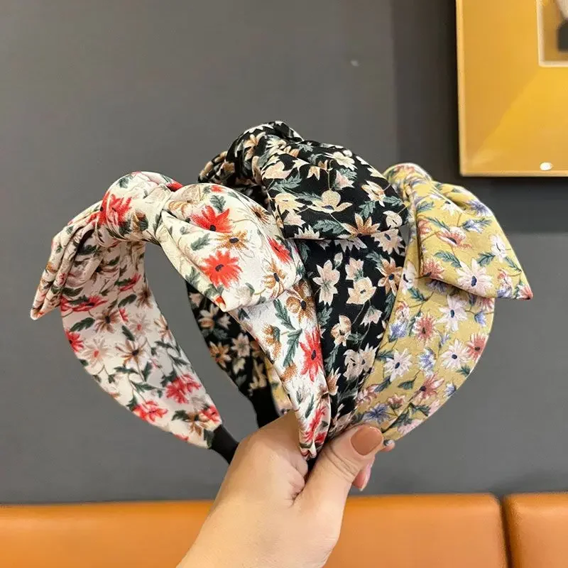 

European American Polka Dot Bee Stripe Braid Hairpin Korean Style Wide-brimmed Knotted Headband Female Hair Hoop