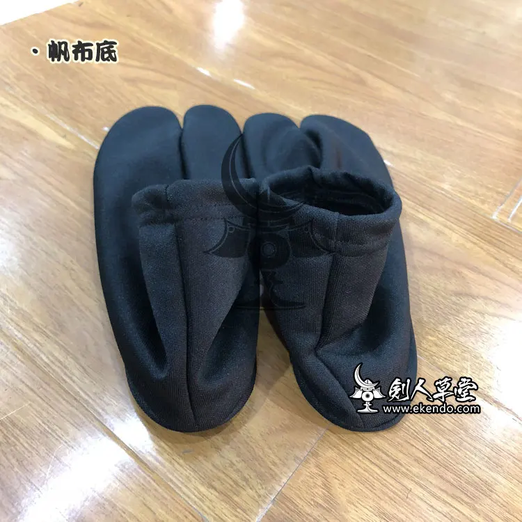 -IKENDO.NET-PT030-Fukuske Tabi-Tabi split-toe feet outfits
