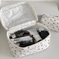 Cherry Makeup Bag Women's Cosmetic Bags Fashion Portable Cute Cosmetic Travel Storage Pouch Handbag Cotton Quilted Zipper Purse 2