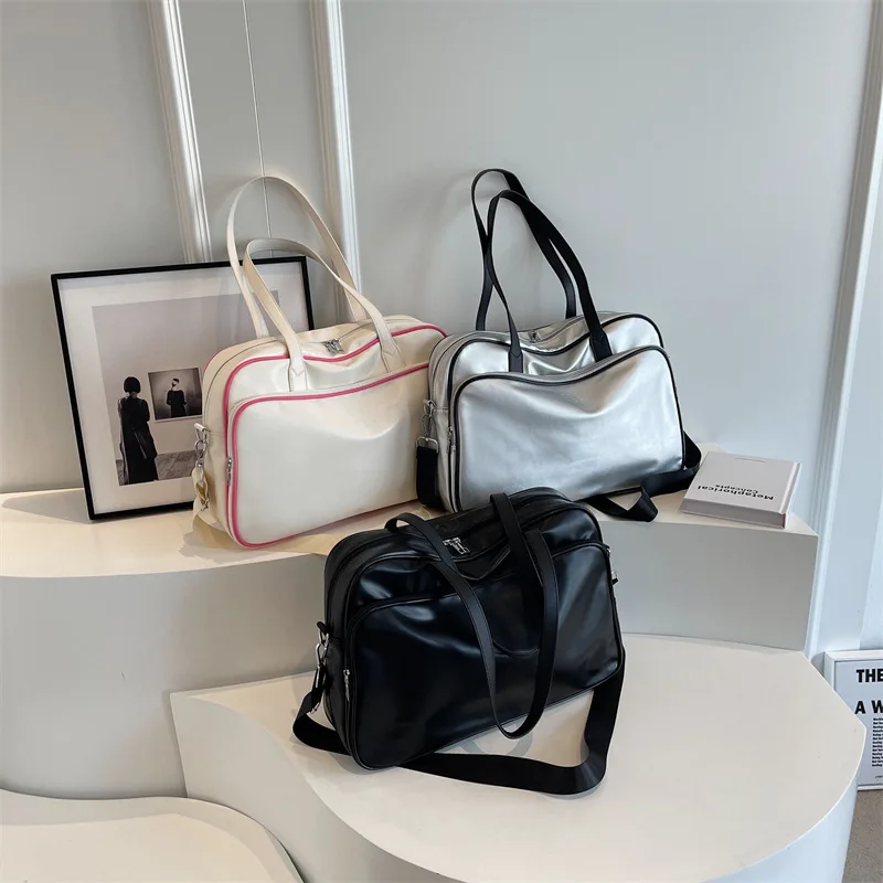 2024 New Fitness PU Leather Sports Large Capacity Luggage for Women's Portable Outdoor Short Distance Travel Women Travel Bags