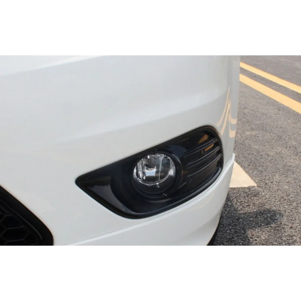 Front Fog Light Lamp Cover Daytime Light Moulding Trim For Ford Focus 09-12 Sedan / 13-15 Hatchback Sedan car exterior accessories