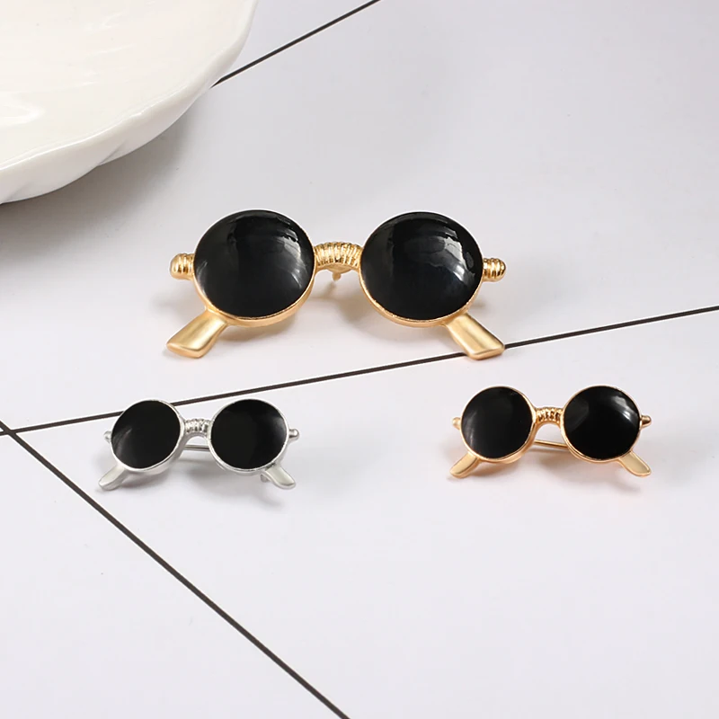 Fashion Beach Sunglasses Enamel Pins Retro Black Glasses Brooches