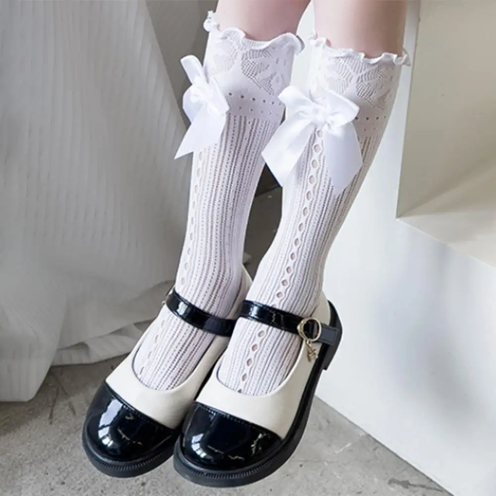 

2Pcs Girls Socks Wavy Lace Hollow Mesh Lovely Lolita White black Lace Socks Women Bowknot Design Calf Socks Japanese JK Socks