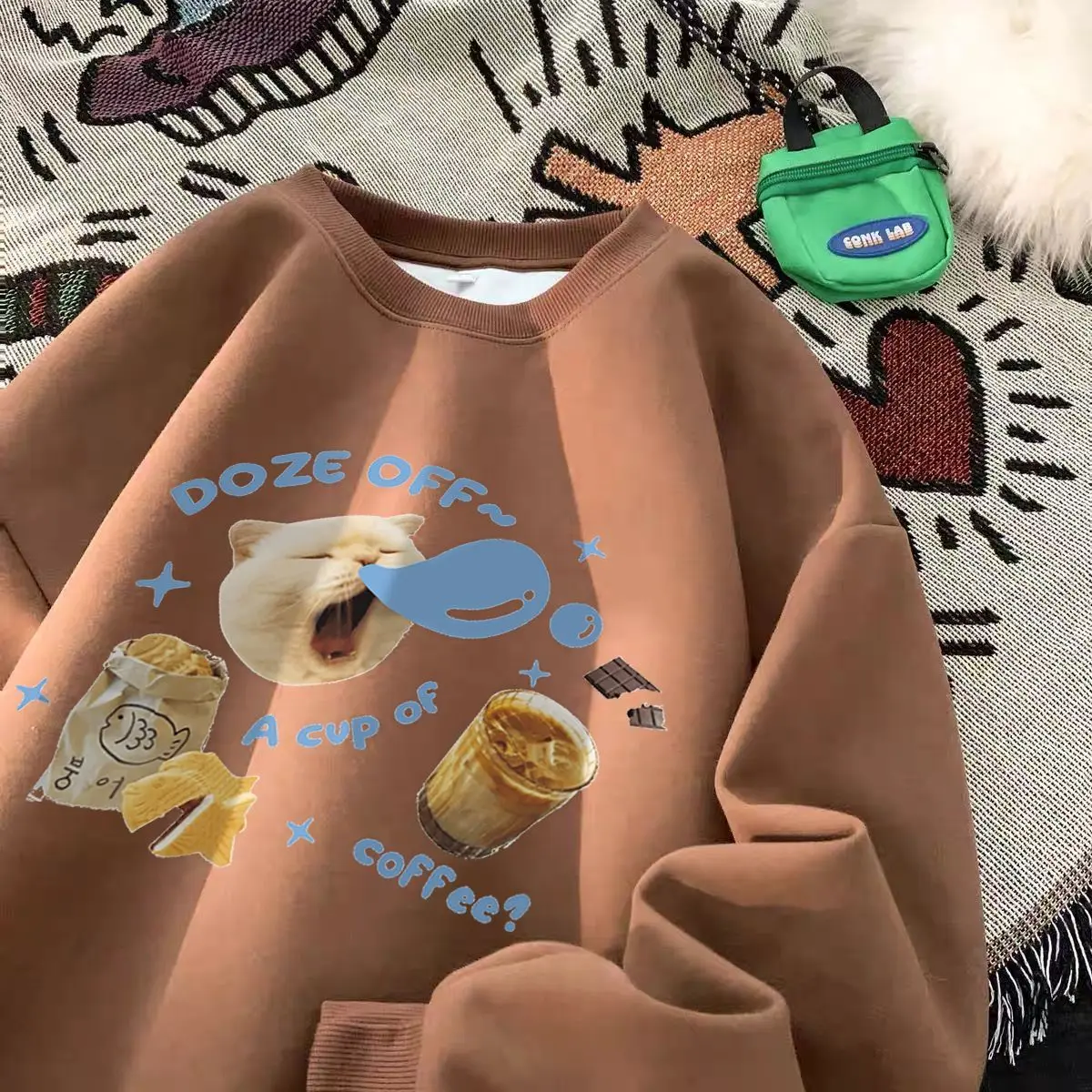 Men And Women Vintage Cat Print Personalized Graphic T-Shirt Couple Fashion Loose Casual Long Sleeve Harajuku Thick
