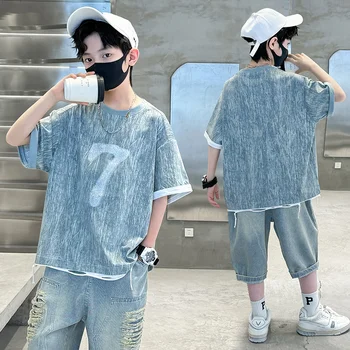 Costume da cowboy fresco per bambini Set di vestiti estivi per bambini T-shirt in denim e pantaloncini strappati Set di vestiti per adolescenti Ragazzo 5-14