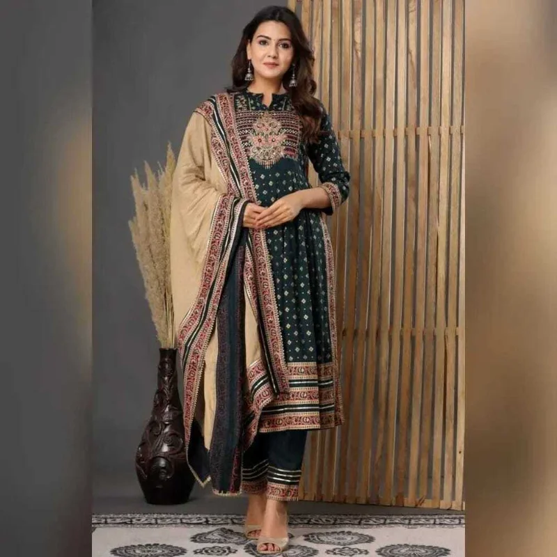 

Women Kurta Palazzo Dupatta Wedding Salwar Kameez Beautiful Kurti Pent