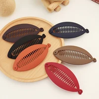 Matte Fish Shape Hair Claw Clips Ponytail Holder Hair Jewelry Twist Banana Barrettes Hairpins Hair Accessories For Women Clamp 4