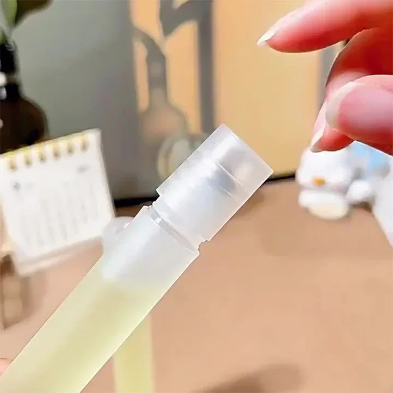 Roller Ball Empty 10ml PerfumeBottle Plastic Roll on Bottle with Steel Ball Liquids Oil Container Refillable Bottles Holders