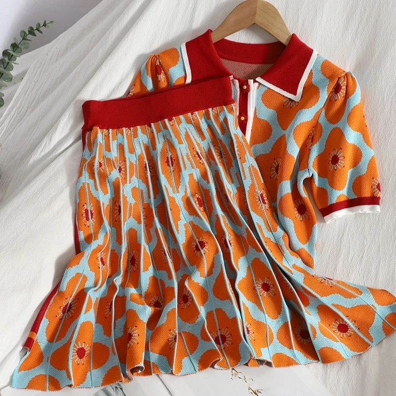 

Summer Runway Knit Skirt Suit Women Short Sleeve Flower Sweater Top+Mini Pleated Skirt Set Girls Student 2pcs Suit