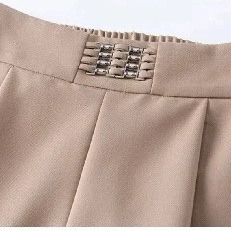 2024 Summer Women's New Spliced Elasticized High-waisted Pocket Folds Fashion Elegant Solid Color Slim All-match Casual Shorts