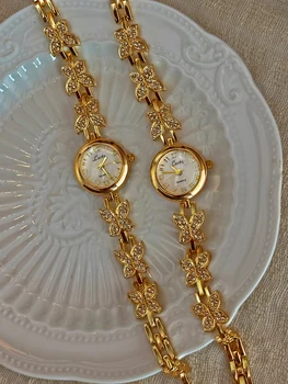 1 Piece of French Gold Inlaid Dazzling Rhinestone Butterfly-Shaped Women's Watch, Exquisite, Elegant, Unique, Fashionable, High-End, Vintage Women's Bracelet-Style Quartz Watch, Suitable for Daily Wear, Parties, Holiday Decoration, Wrist Decoration, Birthday or Holiday Gift