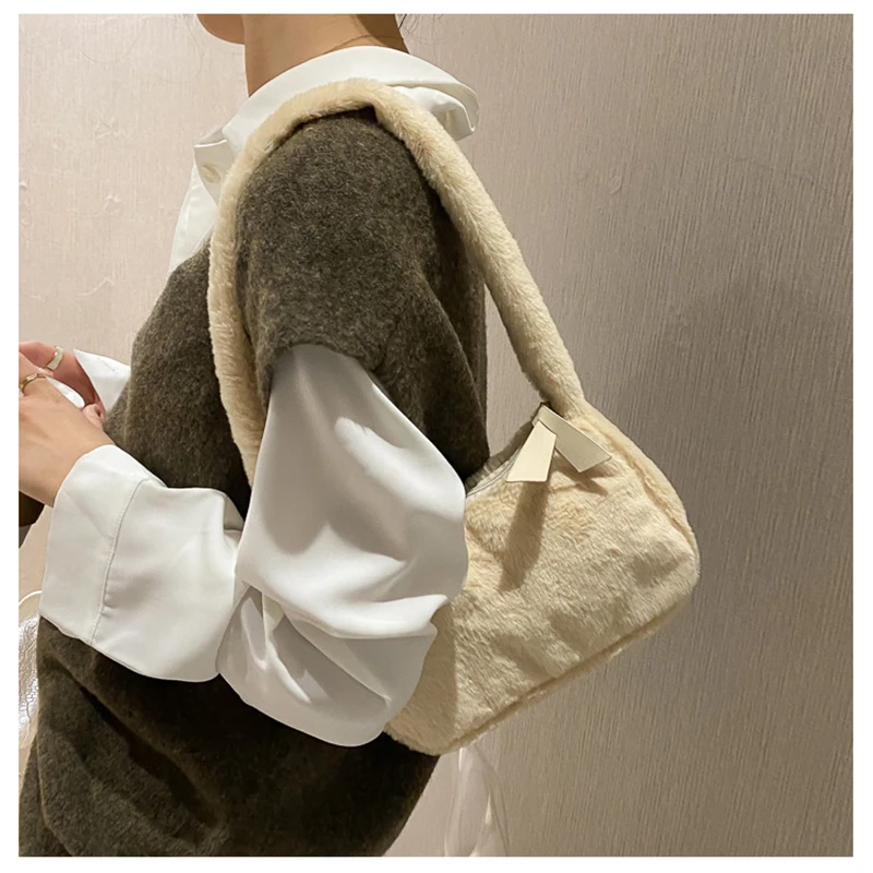 ISKYBOB Women Soft Plush Shoulder Bags Luxury Designer Soft Winter Ladies Clutch Purse Handbag Cute Fashion Underarm Bag 2024