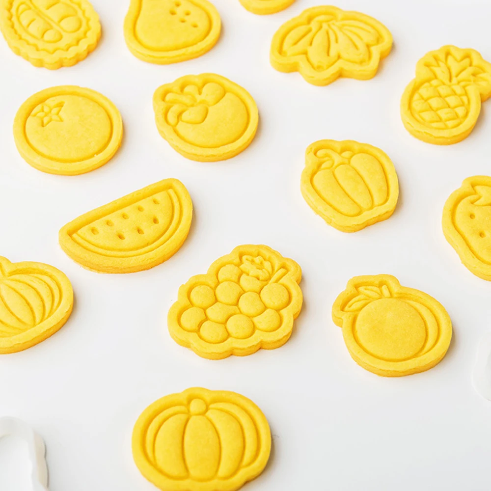 Small Sized Vegetables and Fruits Cookies Mold 3D Cartoon Cookie Cutting Mold DIY Baking Tool cookie cutter baking mold cookie mould