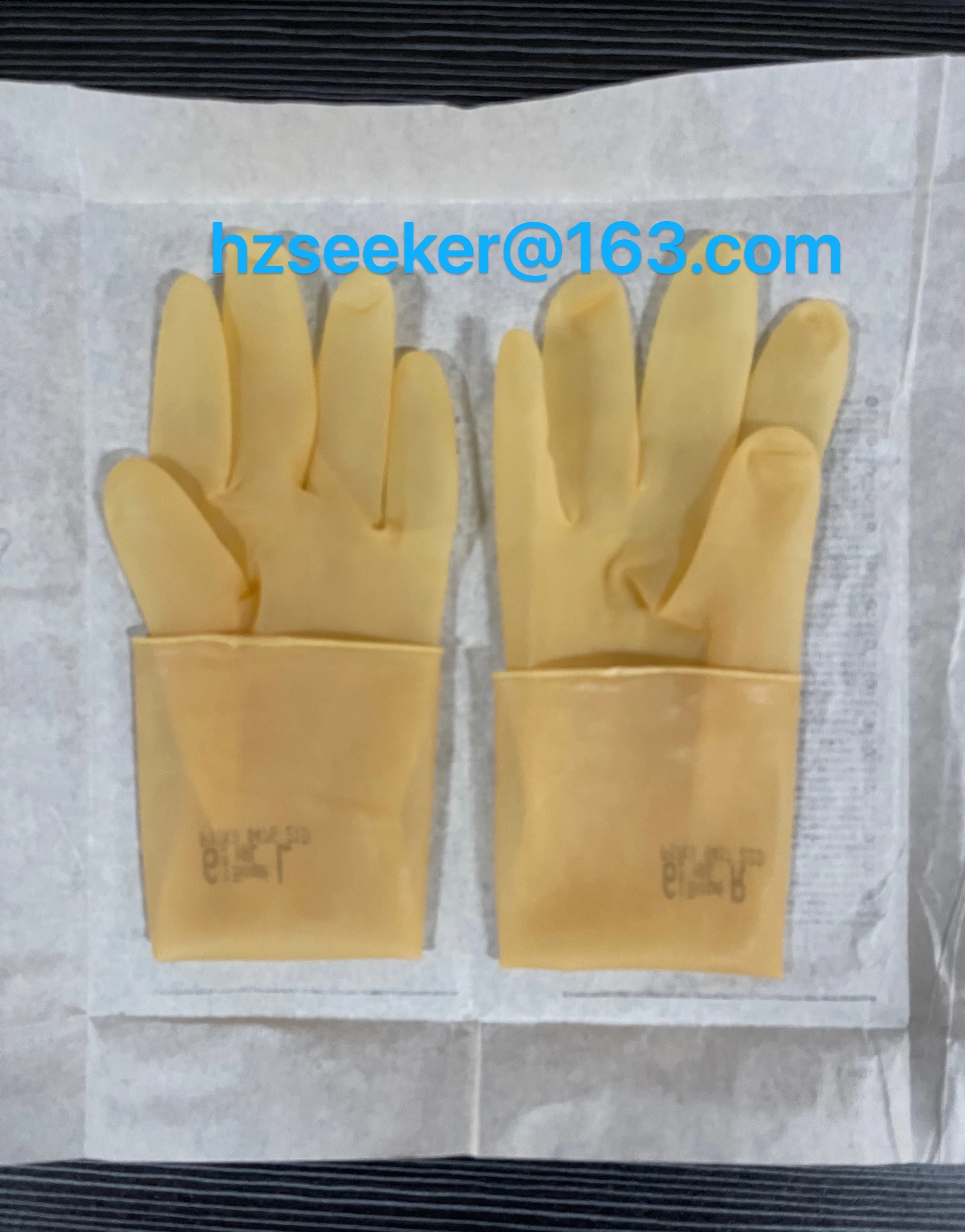 Mölnlycke Biogel® Surgeons (one pair) latex  glove Beaded cuff • Powder-free  length 29cm
