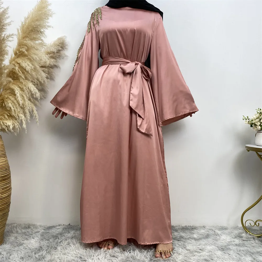 

Eid Mubarek Abaya Dubai Turkey Satin Kaftan Hijab Muslim Dress for Women Oman Vestidos Islamic Clothing Ramadan Robe Party Gown