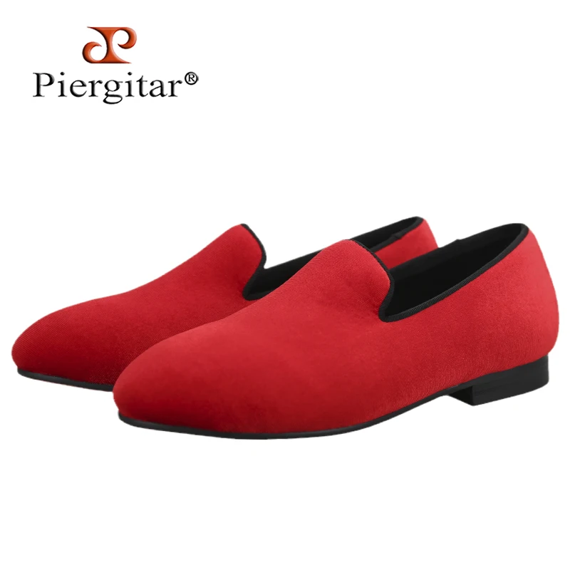 

Piergitar New Bright Red Velvet Plain Style Parent-Child Shoes Handmade Kid's Loafers For Birthday Red Sole Multiple Size Option
