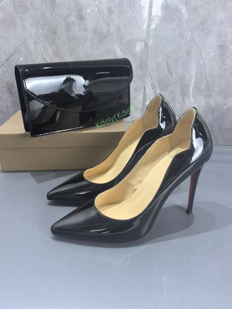 Mandy | Elegant Closed-Toe Low-Heel Heels for a Polished, Sophisticated Look