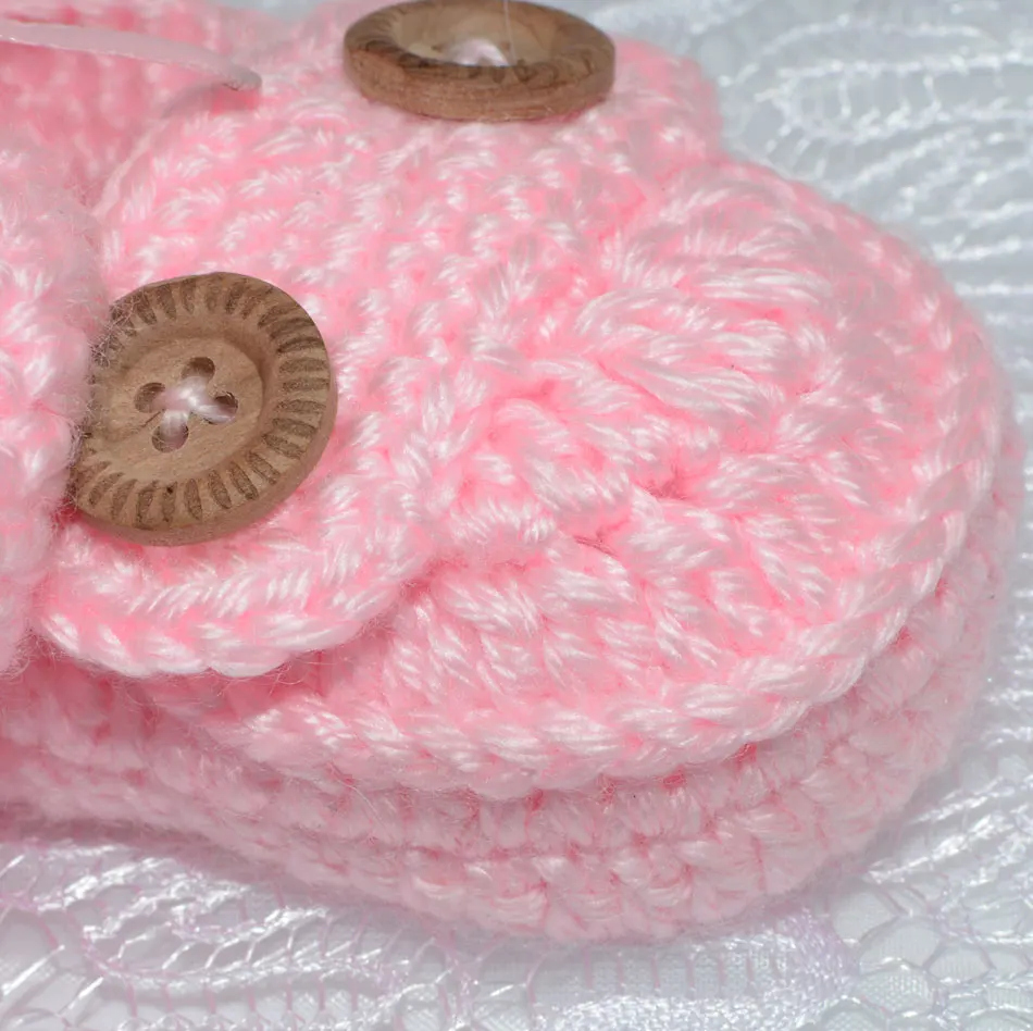 Handmade crochet Crochet knitted baby shoes, sandals garden shoes, newborn baby gifts