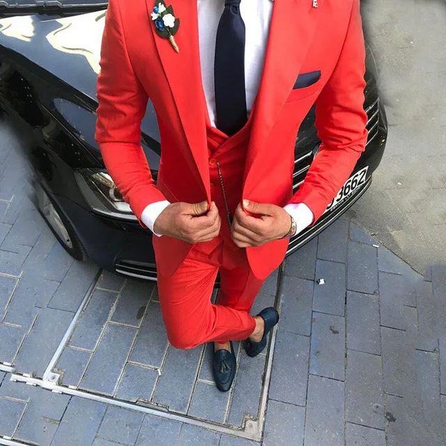 Mens Wedding Tuxedos Tailor Made Peaked Lapel Ternos Masculino Slim Fit Men Blazer Jacket Pants Vest Male Suit 3 Piece