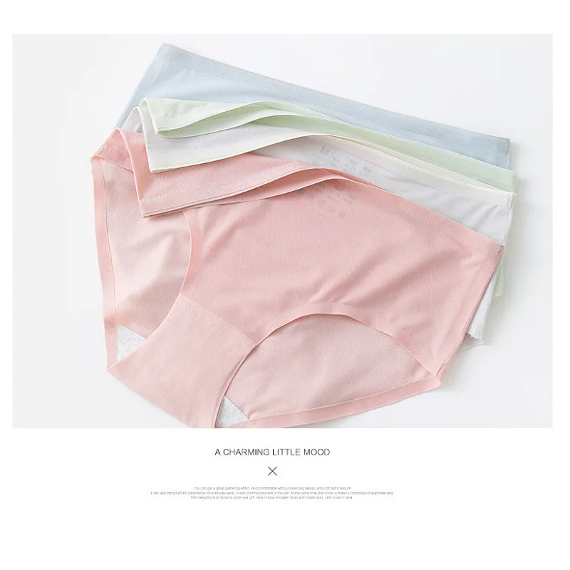 Women's Panties Quick-dry Traceless Briefs Mid Waist One Piece Female Underwear Ice Silk Briefs Seamless Large Size Underpants