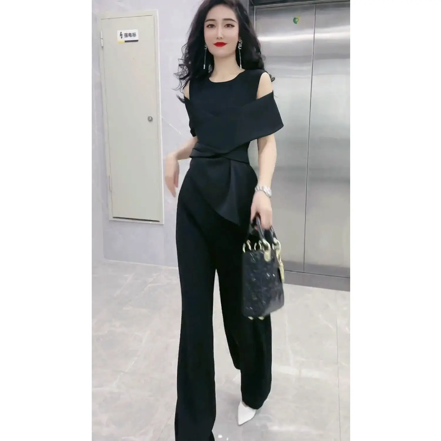 

Summer 2023 New Fashion Style Jumpsuit Women Slim High Waist Wide Leg Jumpsuit One Piece Jumpsuit Black Jumpsuit Women