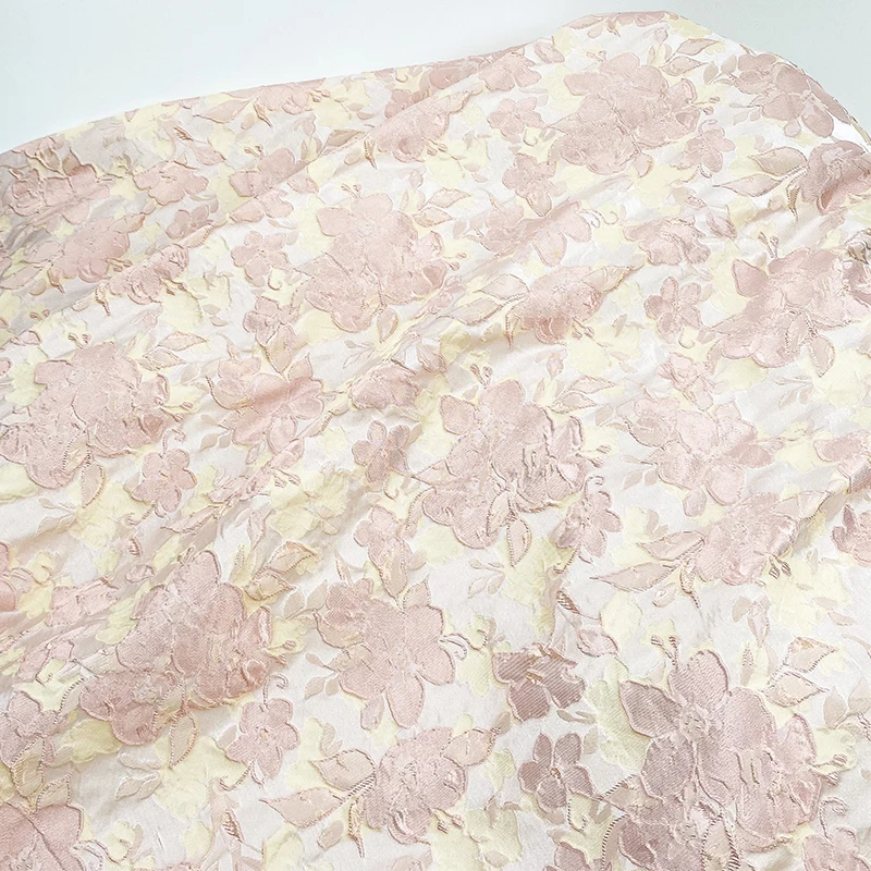 100*162Cm Tinto In Filo Oro Rosa Seta Jacquard Tessuti Fiore Jacquard Indumento Panno Cucito Cheongsam Top Dress Materiale Di Cucitura