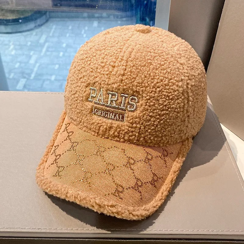Men's and Women's Fashion Trend Baseball Cap Lamb's Wool Warm Hot Drilling Duck Tongue Cap Outdoor Street Rebound baseball caps baseball cap