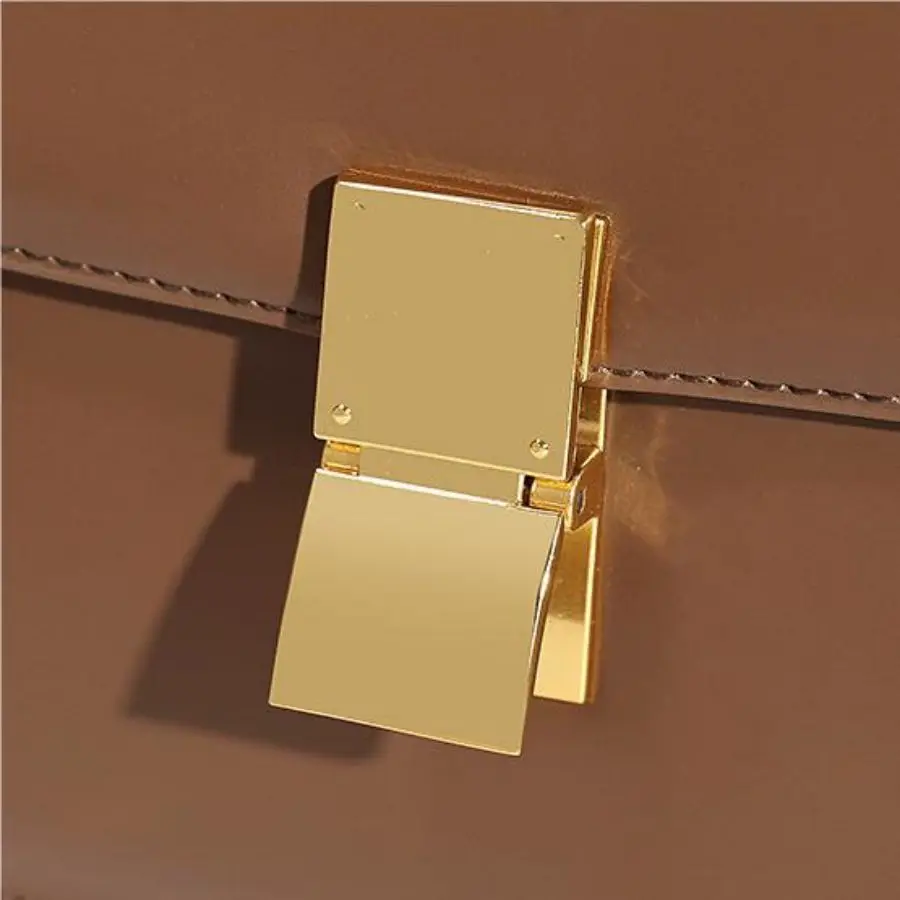 Quadratische Crossbody Tasche 8