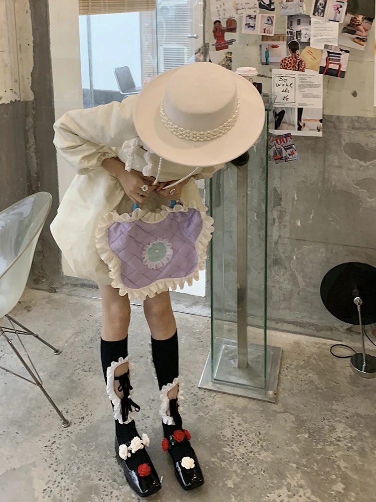 Fashion Design Stockings Sweet and Spicy Hollow Out Strap Bow Stress High Base Lace Socks Thigh High Stockings For Women Girls