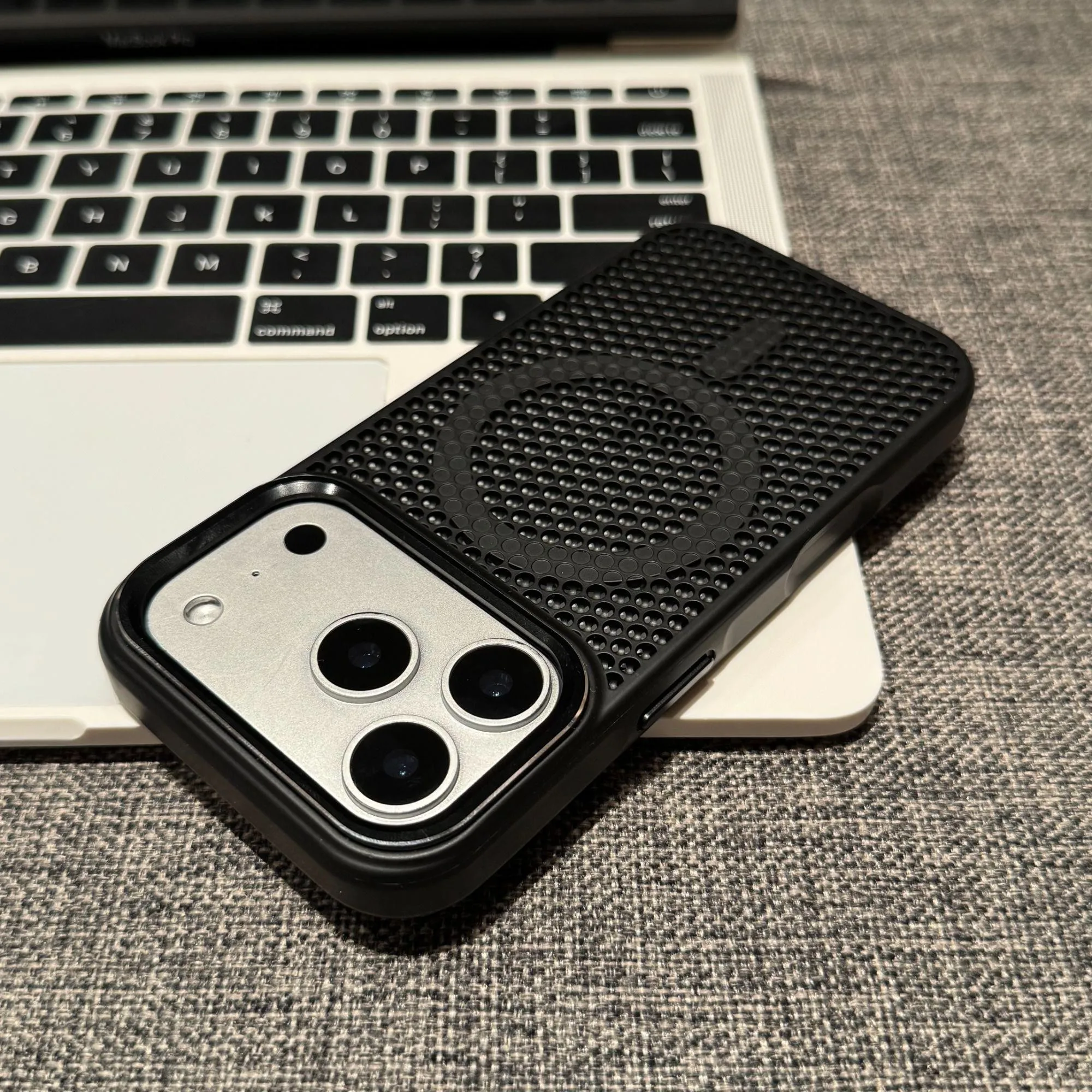 Breathable Magnetic Mesh Phone Case with Magsafe Wireless Charging Compatibility