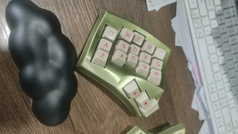 無線自作キーボード　Cygnus（キグナス） 無線自作キーボード Cygnus（キグナス） 無線自作キーボード Cygnus