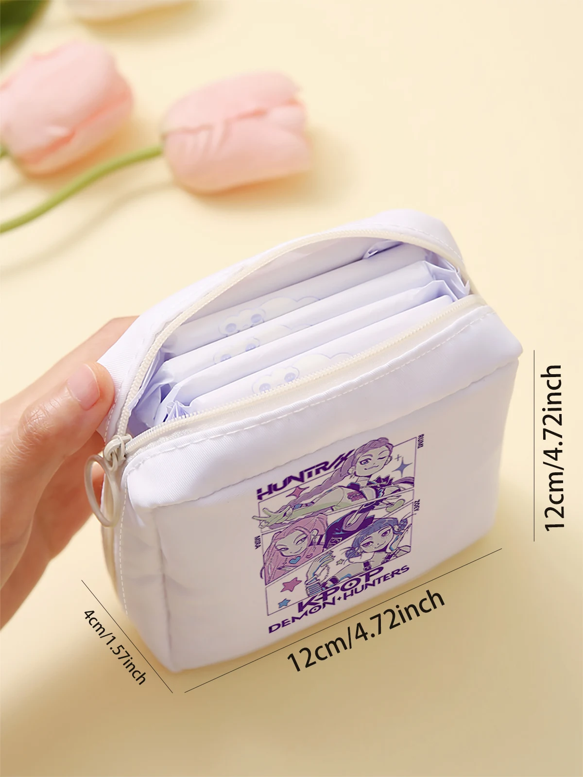 Cartoon pattern printed sanitary napkin storage bag, women's lightweight tissue bag, sanitary tissue bag