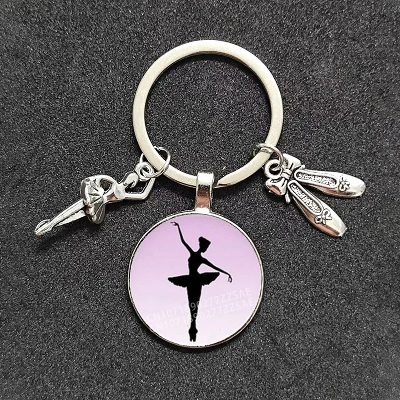 Ballet Dancer Figure Silhouette Keychain Glass Convex Ballet Girl Oil Painting Keychain Suitable For Girls Who Love Dancing