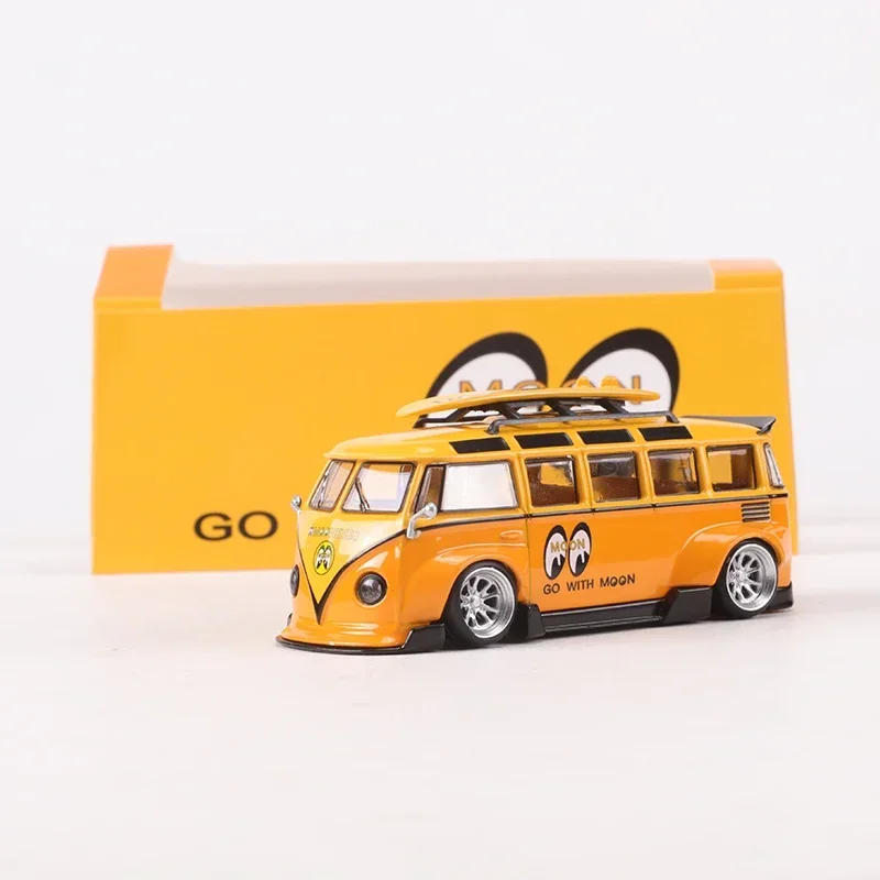 TPC 1:64 Car VW T1 Kombi Mooneyes diecast Alloy model car