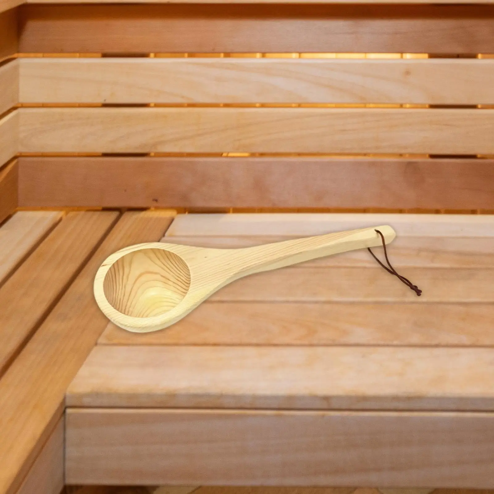 사우나룸 스푼 스프루스 소재 실용적인 목욕용 스쿱 가정용 스팀룸을 위한 인체공학적 손잡이
