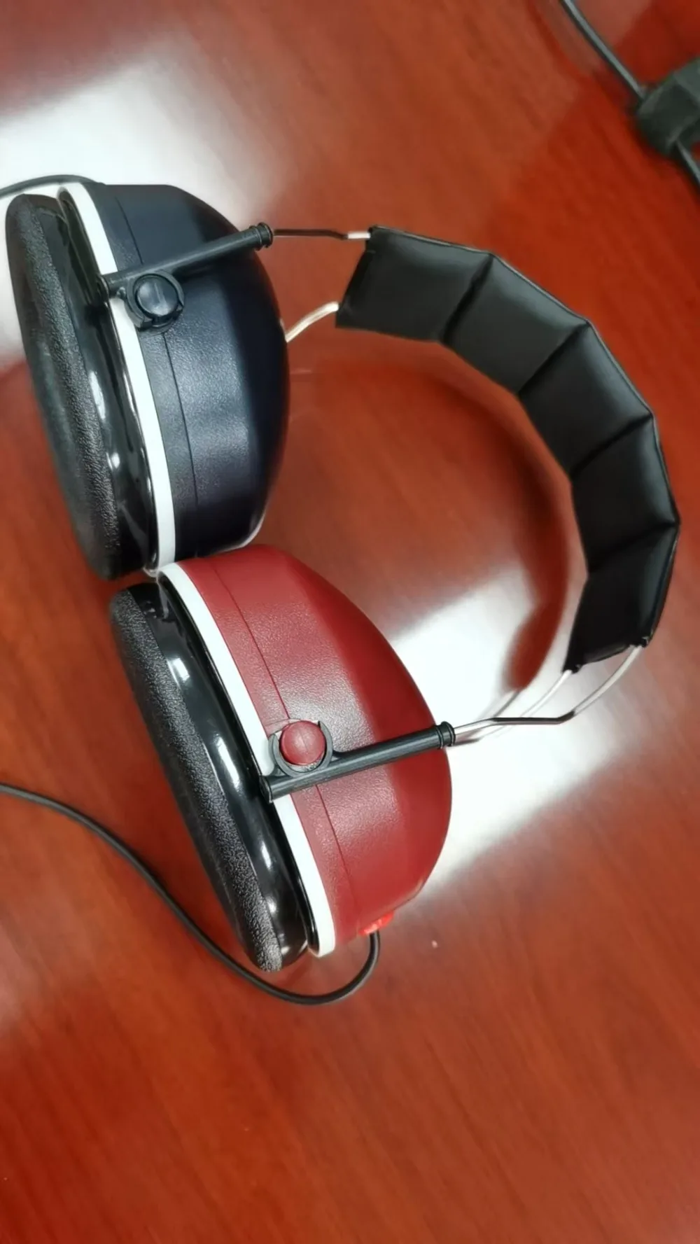 Professione Audiometro Cuffia Audiometro elettrico ad alta sensibilità Cuffie a conduzione aerea Test dell'udito Auricolare Cura dell'orecchio - Image 3
